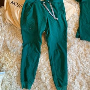 Hunter green figs joggers